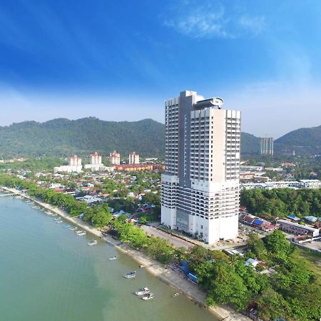 Lexis Suites Penang Bayan Lepas Esterno foto Royal Paragon Hotel